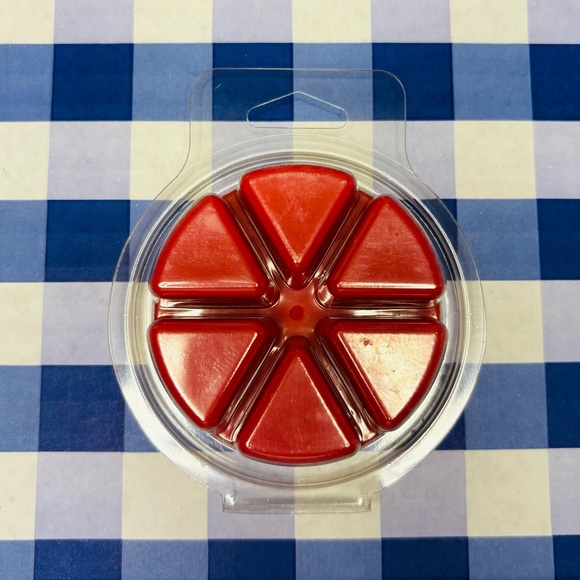 Bath and Body Works Wax Melts Winter Candy Apple - Picture 3 of 5